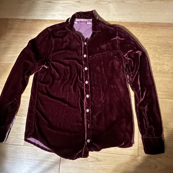CP SHADES Burgundy Velvet Shirt With Silk Accents Size X-Small - Picture 4 of 10